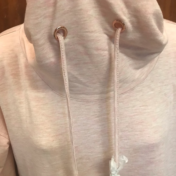 NWT Cupio women’s cowl neck Top. faint pink - Picture 4 of 11